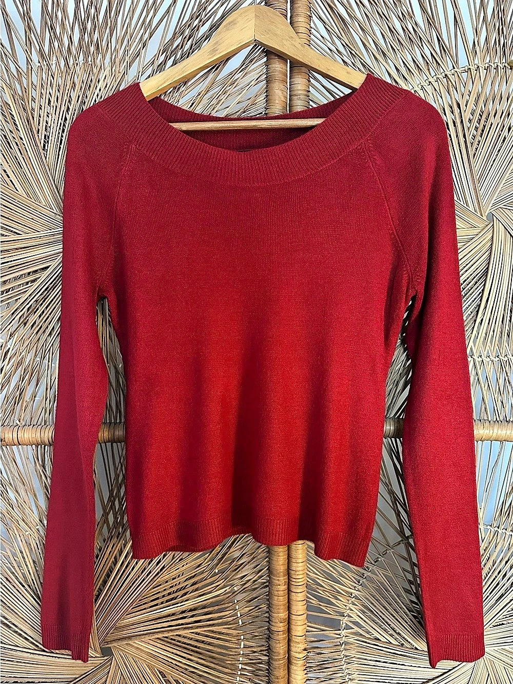New York & Company Long Sleeve Crewneck Sweater in Red Size Small